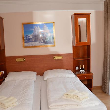 Private Room Pyrkerstrasse Bad Hofgastein Szoba fotó
